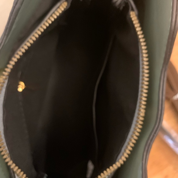 Vesasan Gaohn Green and Brown Shoulder/ Crossbody Bag with Faux Leather NWOT - Picture 10 of 13